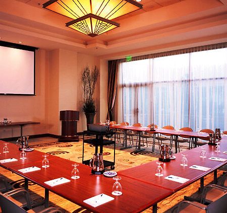 Pala Casino Spa And Resort מראה חיצוני תמונה